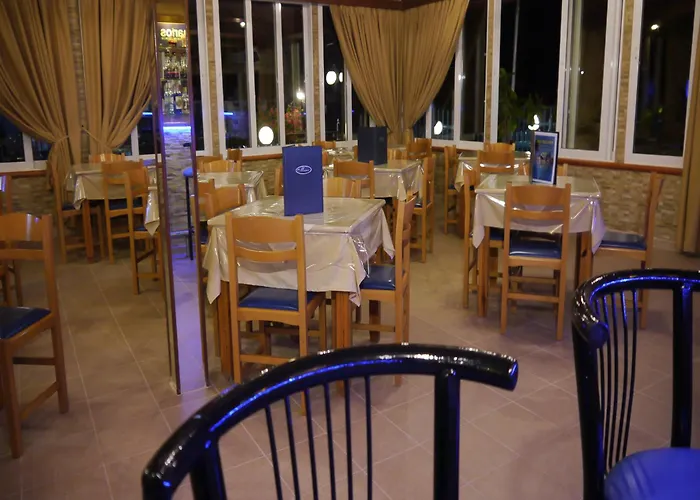 Tria Adelphia Aparthotel Arillas (Corfu)