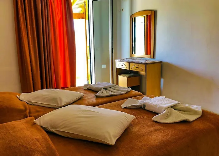 Aparthotel Tria Adelphia Arillas (Corfu)