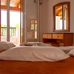 Tria Adelphia Arillas (Corfu)