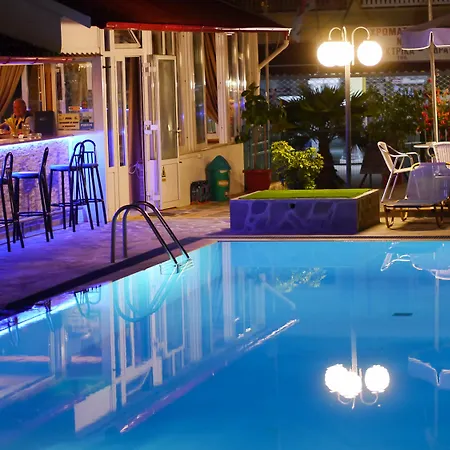 Tria Adelphia Aparthotel Arillas (Corfu)