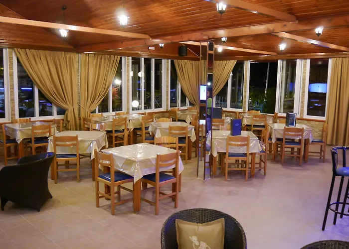Tria Adelphia Arillas (Corfu)
