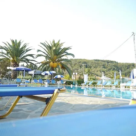 τρία αδέλφια Ξενοδοχείο με διαμερίσματα