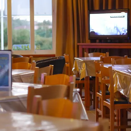 τρία αδέλφια Ξενοδοχείο με διαμερίσματα 3*