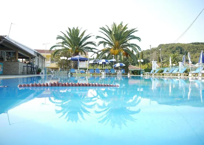 Tria Adelphia 4* Arillas (Corfu)