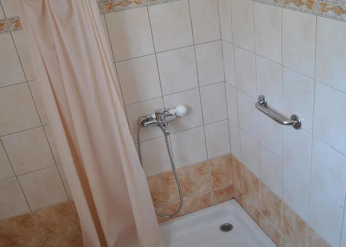 Tria Adelphia Apart-hotel 4*
