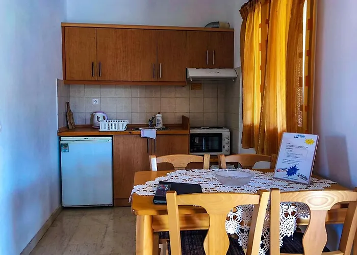 Tria Adelphia Arillas (Corfu)