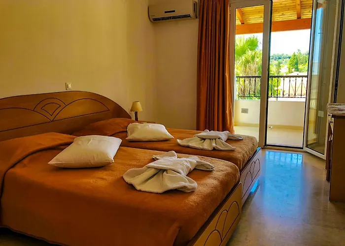 Tria Adelphia 4* Arillas (Corfu)